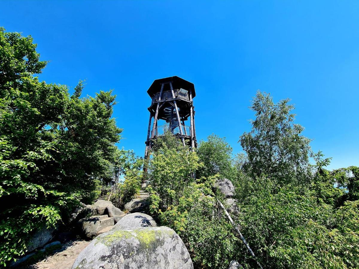 Srub Na Svahu Sjezdovky V Radvanicich Radvanice  Buitenkant foto